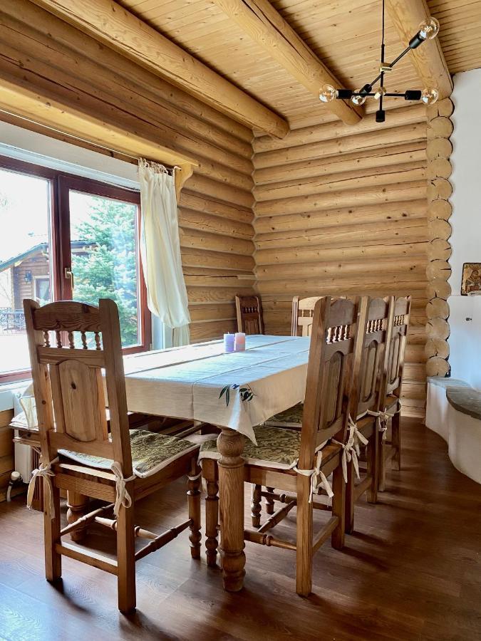 Chalet Four Seasons Villa Tatariv Luaran gambar