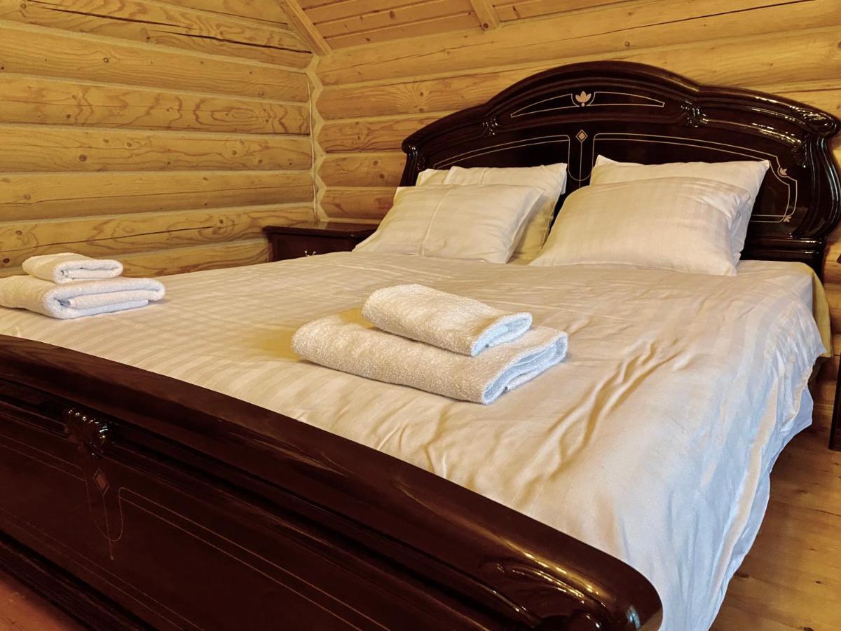 Chalet Four Seasons Villa Tatariv Luaran gambar